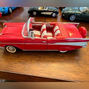 Road Legends 1957 Chevrolet Bel Air 1/18 Imperfections See Pics.